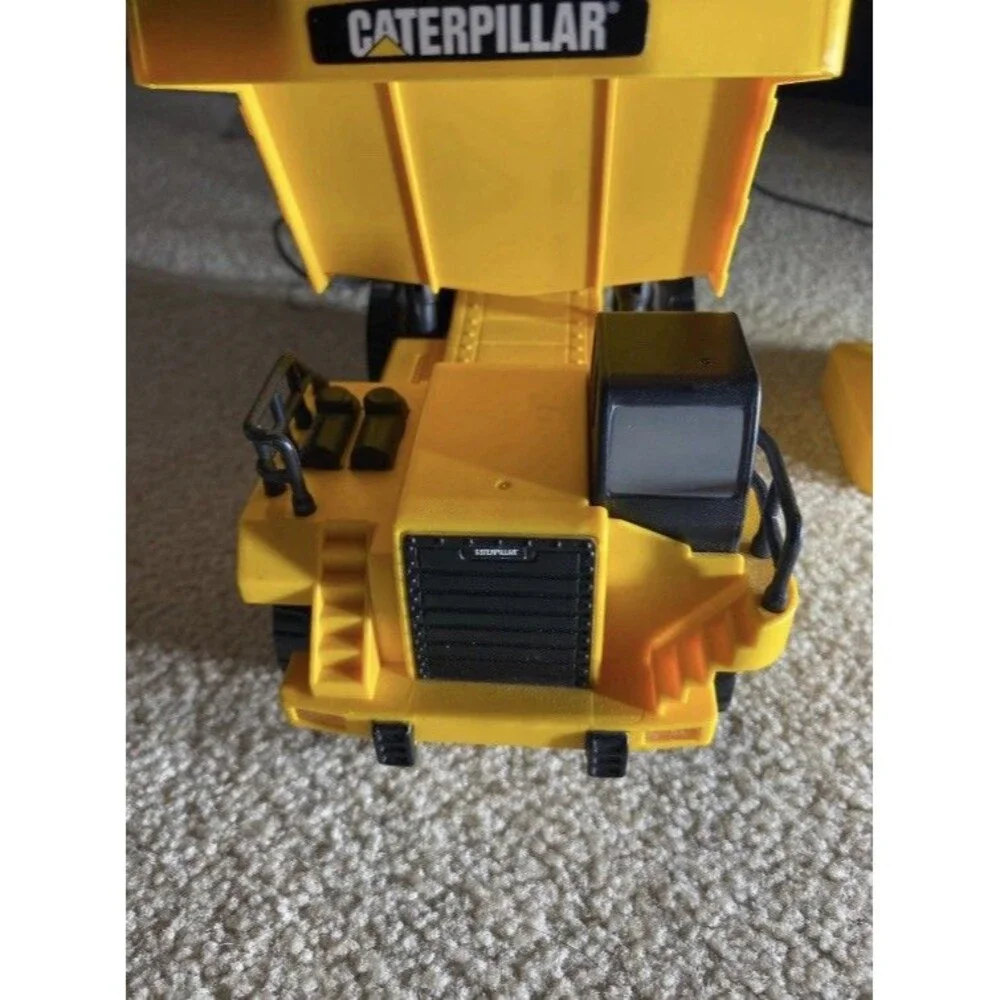Vintage Toy State CAT Caterpillar Wired Remote Control Dump Truck Working 1990s
